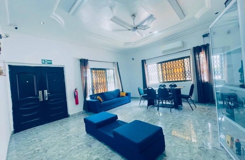 Adentan Bed & Breakfast | Nanas Holiday Let Guest House