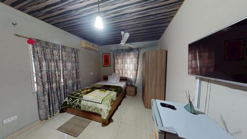 Teshie Hotel | Nouvelle Place
