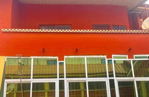 Kumasi House | O Ansah Plaza Lodge - Comfortable Rooms in the Heart of Kumasi.Free WiFi,Parking
