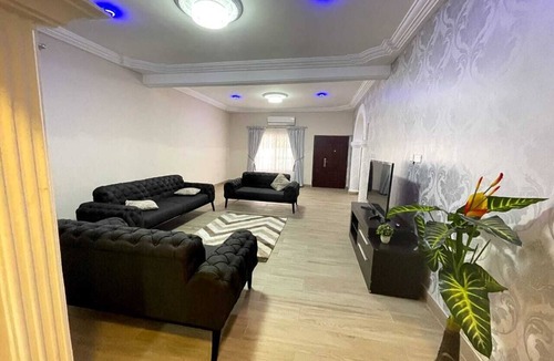 Santeo House | Ofoley 4 bedroom furnished family apartment