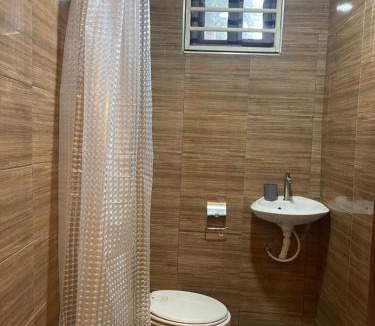 Cape Coast House | One Aquarium Inn