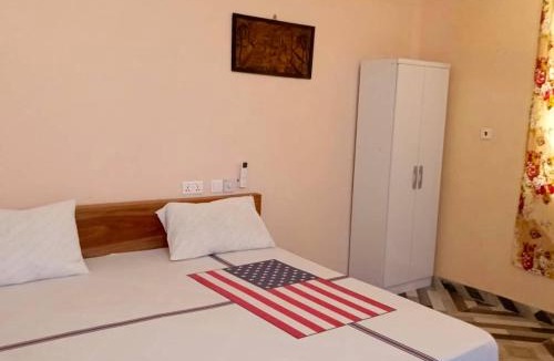 Busua House | Palm Grove lodge