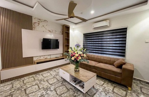 Tamale Apartment | Paradise Creek Hotel