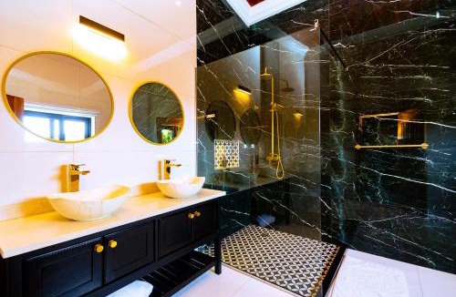 Teshie Hotel | Pink House Boutique Hotel