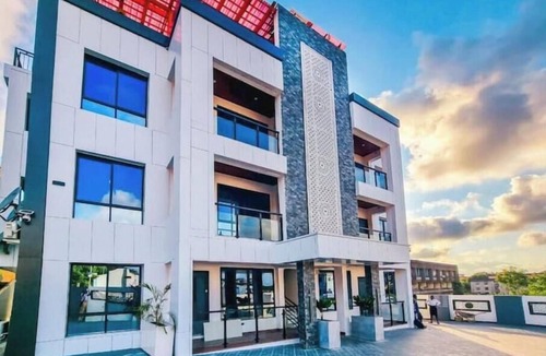 Sekondi-Takoradi Apartment | Platinum Lux 2-bedroom unit at the O's Apartments