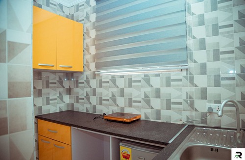 Labadi Apartment | PMJ APARTMENTS