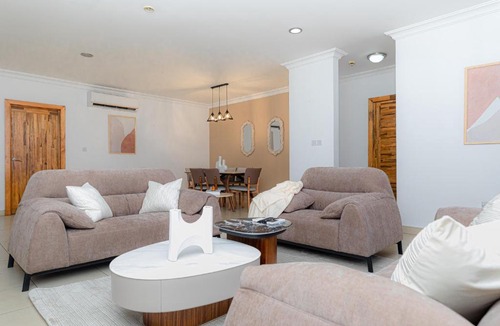 Accra Hotel | POLO HEIGHTS-Sky Suites