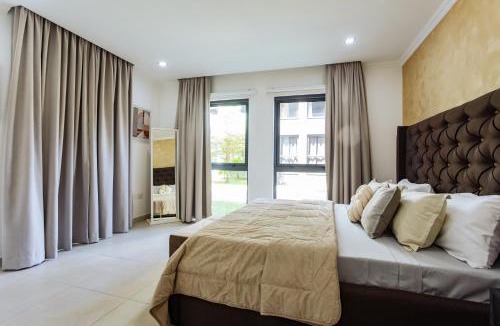 Osu Apartment | Premium One Bedroom Seaview Space Available