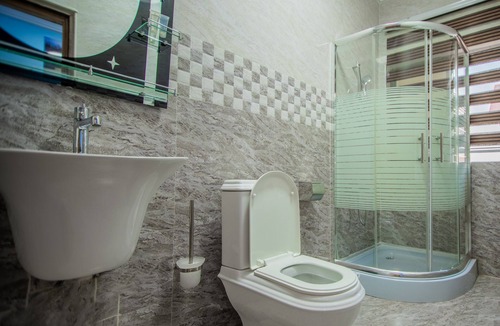 Kumasi Hotel | PRETTY PRIDE HOTEL