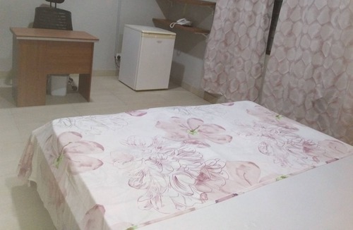 Kweiman Apartment | Private Room in Home, Accra, Oyarifa, WiFi, Generator, Shared Full Kitchen