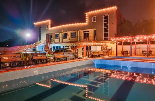 Sekondi-Takoradi Hotel | RHOGEM Hotel
