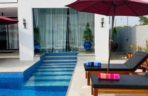 North Tongu House | Riverfront Paradise in Vume Ghana