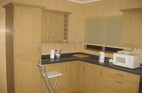 Adenta House | Room-ghouse Room C Ideal For Friends fam