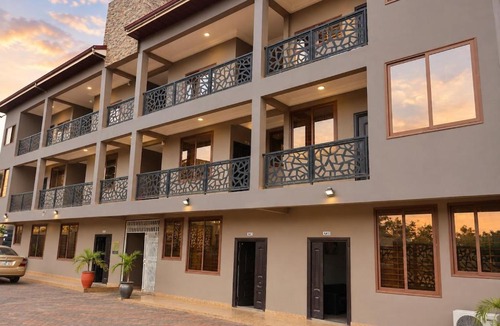 Nungua House | Room in Dodowa
