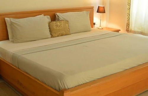 Tema Apartment | Royal City Hotel suite