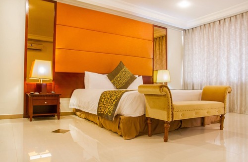 Nungua Hotel | Royal Nick Hotel