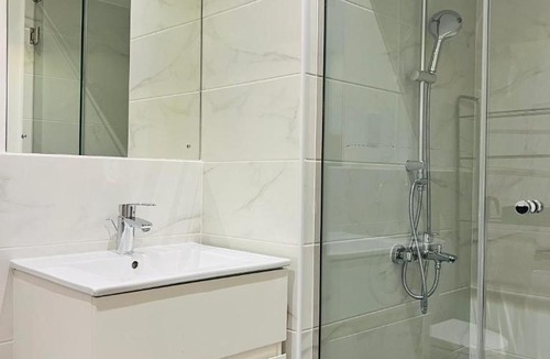 Cantonments Apartment | Sam at the Gardens
