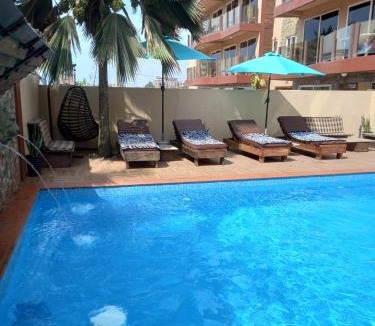 Labadi Hostel | Sea View Haven