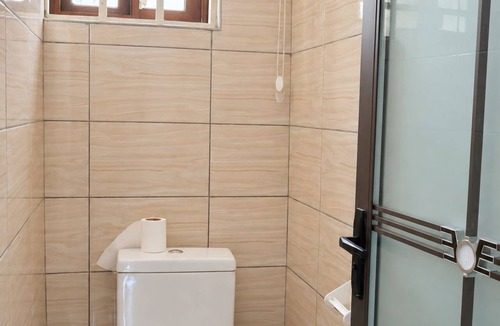 Nungua Apartment | Serene 1BR 1BT Wi-Fi Kitchen DSTV Near Waterfall