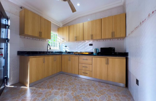 Oyarifa House | Serene 3-Bedroom In Kuottam Estate Oyarifa (Accra) 20 Minutes To Aburi Gardens !