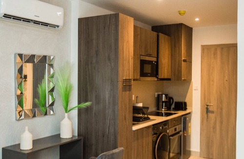 Accra Apartment | Serene New Studio Apartment @ The Bantree