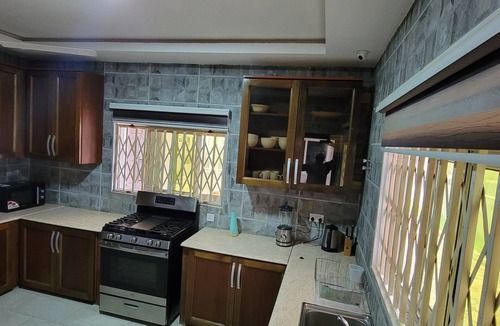 Accra House | Short term stay for relaxing and comfortable getaway in Accra, Ghana