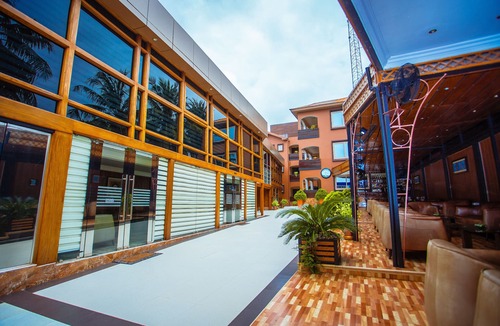 Abelemkpe Hotel | Silicon Lodge
