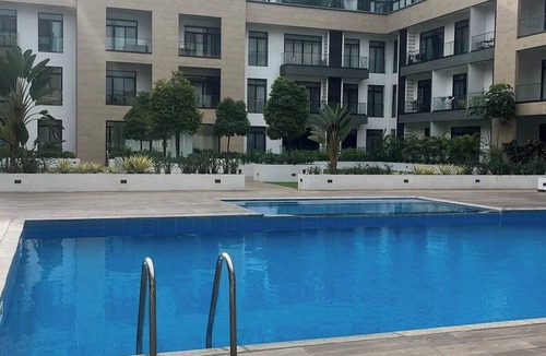 Cantonments House | Sleek & Stylish Studio Apartment at Embassy Gardens – Prime Accra Living