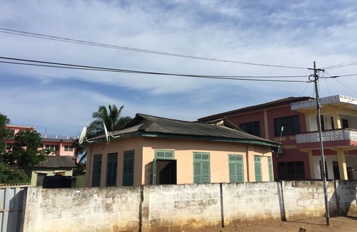 Osu Klottey House | Space In Osu-Ghana. 10 minute drive from the airport