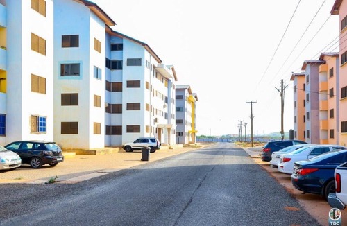 Tema Apartment | Spacious 3-bedroom Apartment with WiFi/AC in Tema.