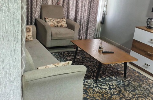 Prampram Hotel | Spacious 35-bedroom hotel in quaint Dawhenya with AC and fitness room
