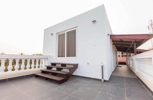 Victoria Borg House | Spacious 6-bedroom Beach house with pool at unique location