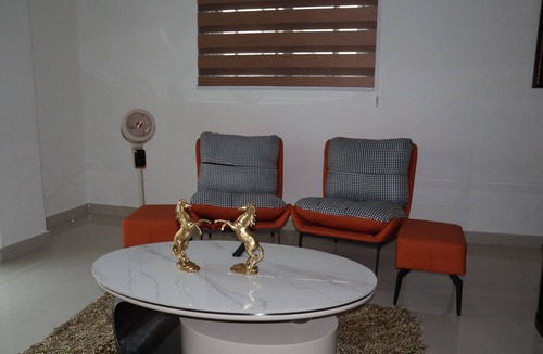 Agblesia Apartment | Spacious 9-bedroom apartment in delightful Spintex Road with AC, WiFi