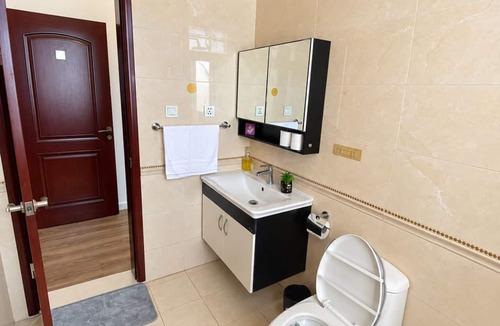 North Ridge Apartment | Spacious and modern 2-bedroom apartment in Central Osu, Chateau Apartments