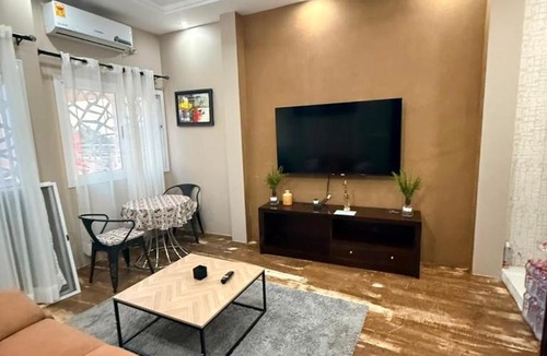 Lome Apartment | Spacious One-bedroom flat nyekonakope
