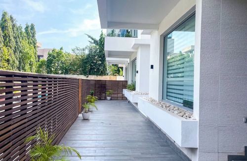 Labone Apartment | Spacious Two Bedroom Serviced Apartment @ Lul Water - Labone