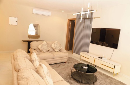 Labone Apartment | Sterling Suites