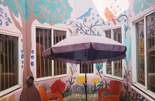 East Legon Apartment | Stylish 2BR Apt in Near A&C Mall in East Legon with Fiber wifi
