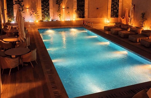 Dzorwulu Apartment | Stylish Airport Residential Studio | Pool & Gym