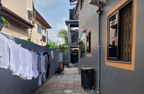 Prampram House | Stylish House with Generator - Tema