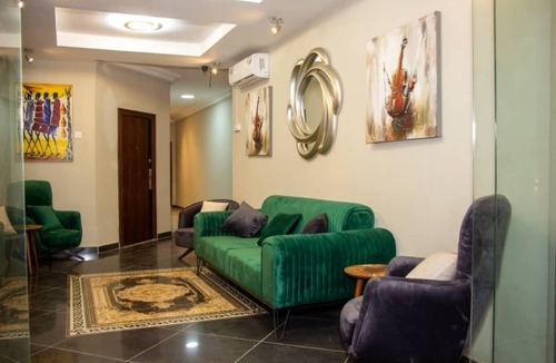 Tema Hotel | TALLAHASSEE BOULERVARD