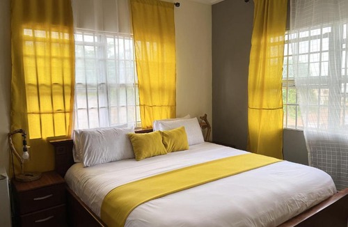 Aburi House | Tamarind Guesthouse Aburi