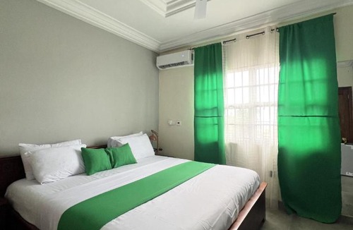 Aburi House | Tamarind Guesthouse Aburi