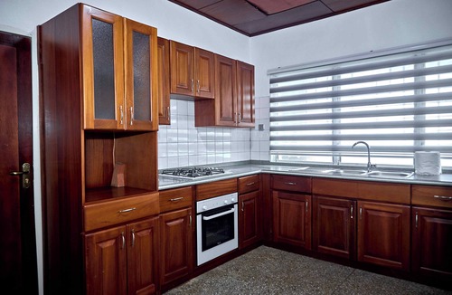 Ada House | The Arden’s: Charming and serene 4-bedroom getaway with modern amenities