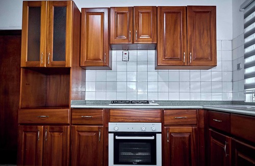 Ada House | The Arden’s: Charming and serene 4-bedroom getaway with modern amenities