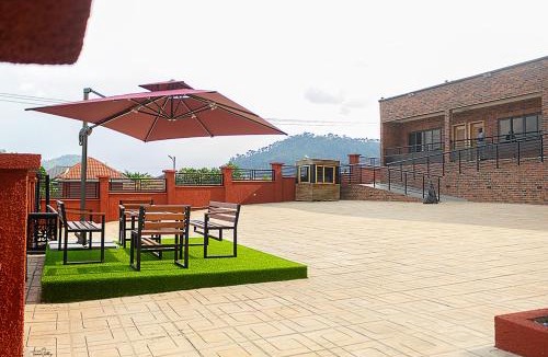 Pepease Hotel | THE bricks COURT