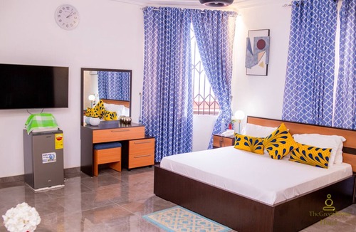 Nungua Hotel | The Green Royal Hotel