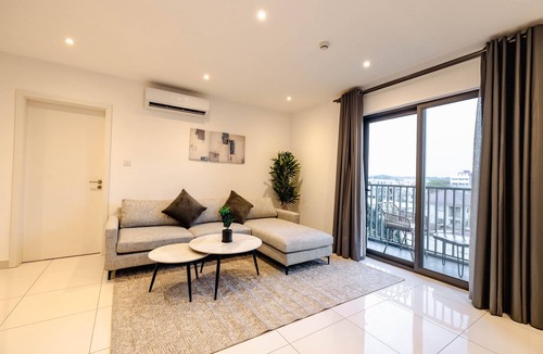 East Legon Apartment | The Haven-Loxwood Luxury 2-Bed with Rooftop Pool
