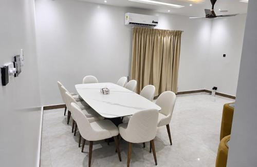 Kwabenyan Villa | the urban escape