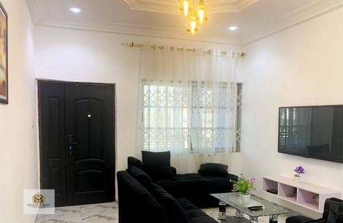 Nsawam Apartment | Tropical Oasis in Accra - 2 Bedroom Apartment
